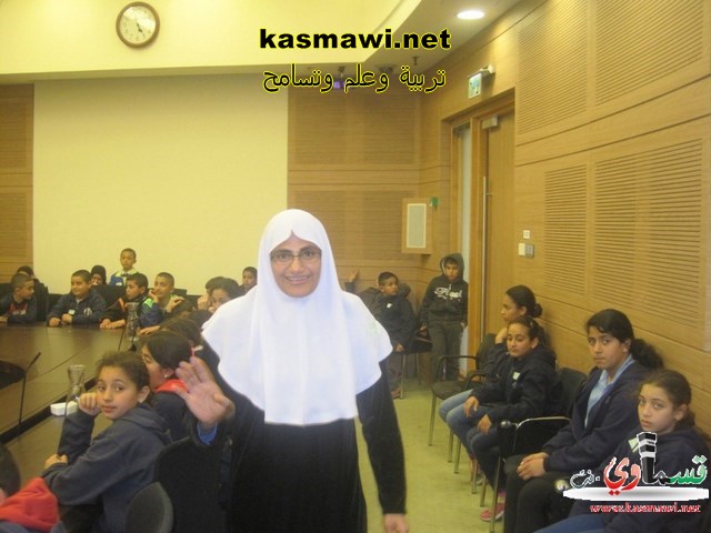   الشيخ النائب إبراهيم صرصور يلتقي تلاميذ من  ابتدائية  مدرسة ابن  رشد في  كفر  قسام في  الكنيست 